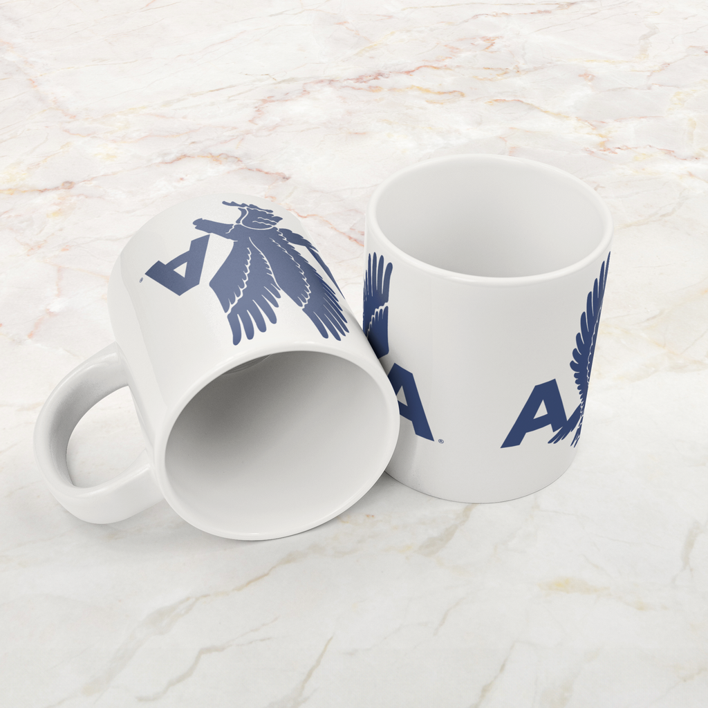American_Airlines_1940s_Eagle_Logo_20oz__Set_Mockup.png