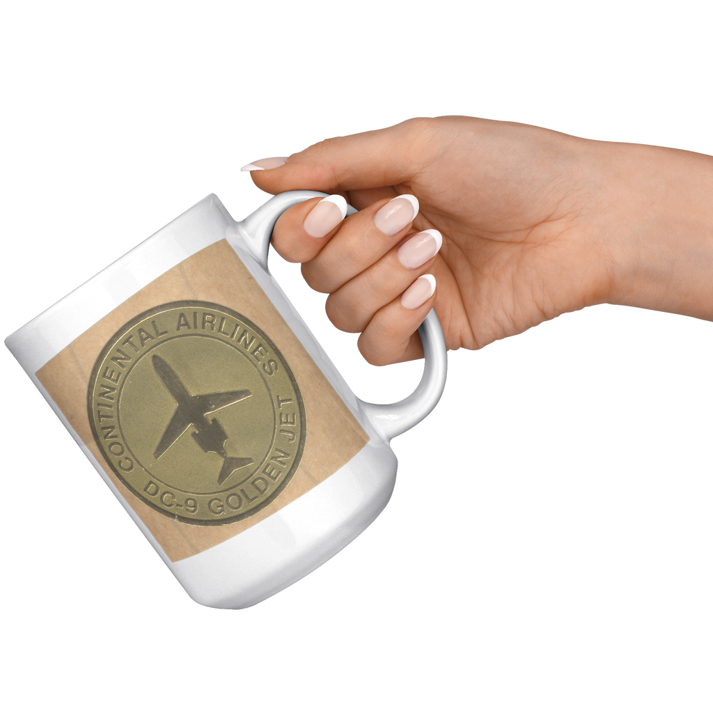 Continental_Airlines_Vintage_DC-9_Golden_15oz_White_RH_Model_Mockup.png_16300443