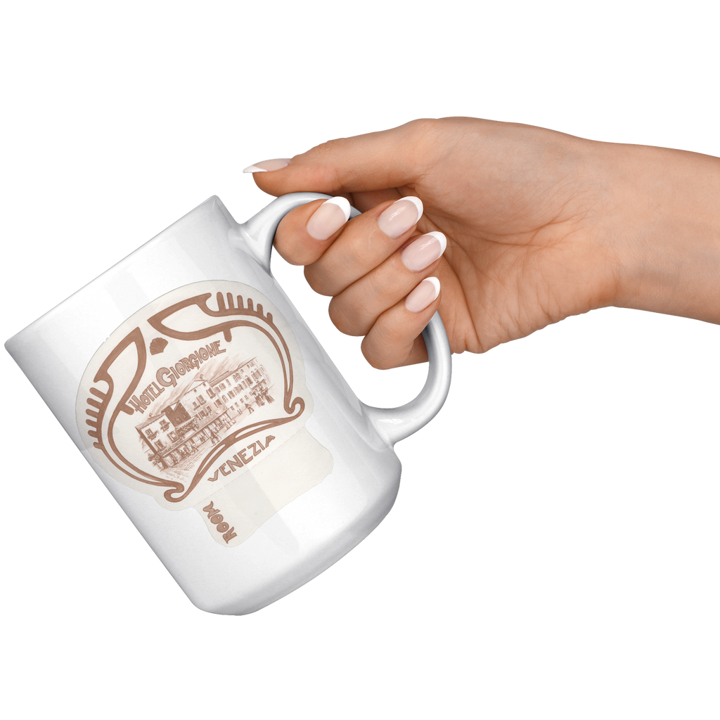 Hotel_Giorgione_Venezia_Vintage_Hotel_Lu_15oz_White_RH_Model_Mockup.png_16301852