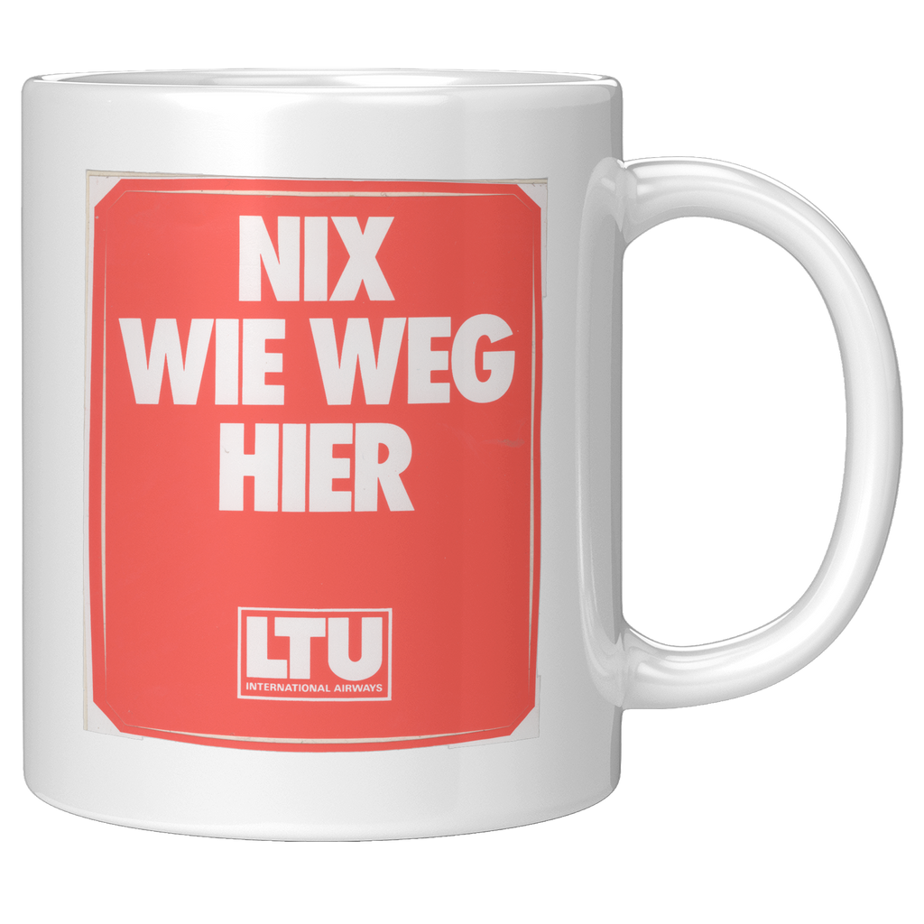 LTU_Nix_Wie_Weg_Hier_Vintage_Baggage_Lab_11oz_White_RH_Mockup.png_16302546