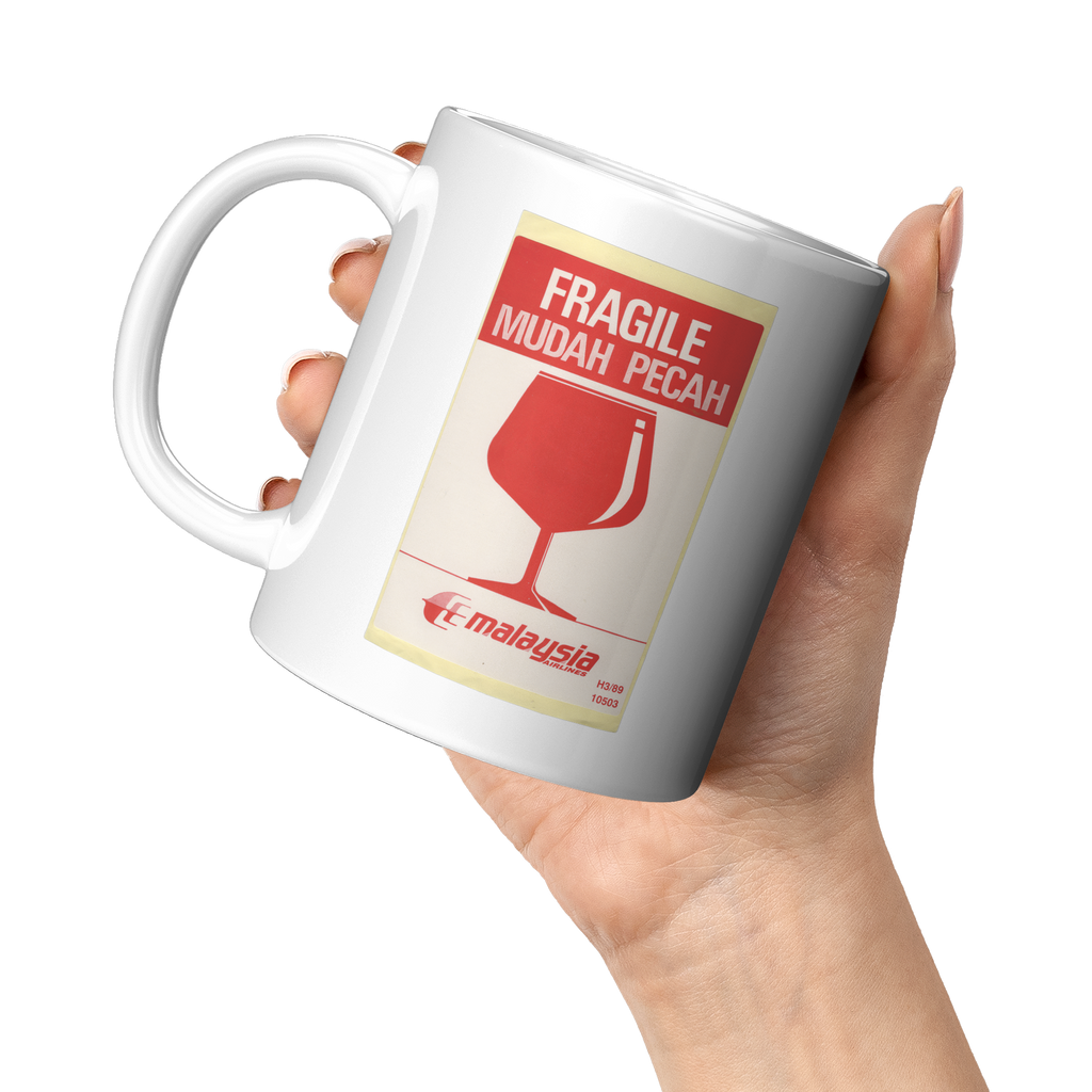 Malaysia_Airlines_Fragile_Mudah_Pecah_Ba_11oz_White_LH_Model_Mockup.png_16302869