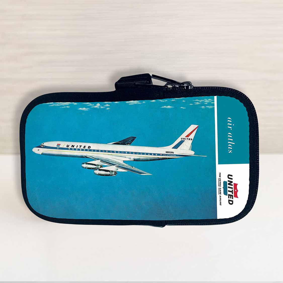 United Airlines DC8 Bag Sticker Travel Pouch