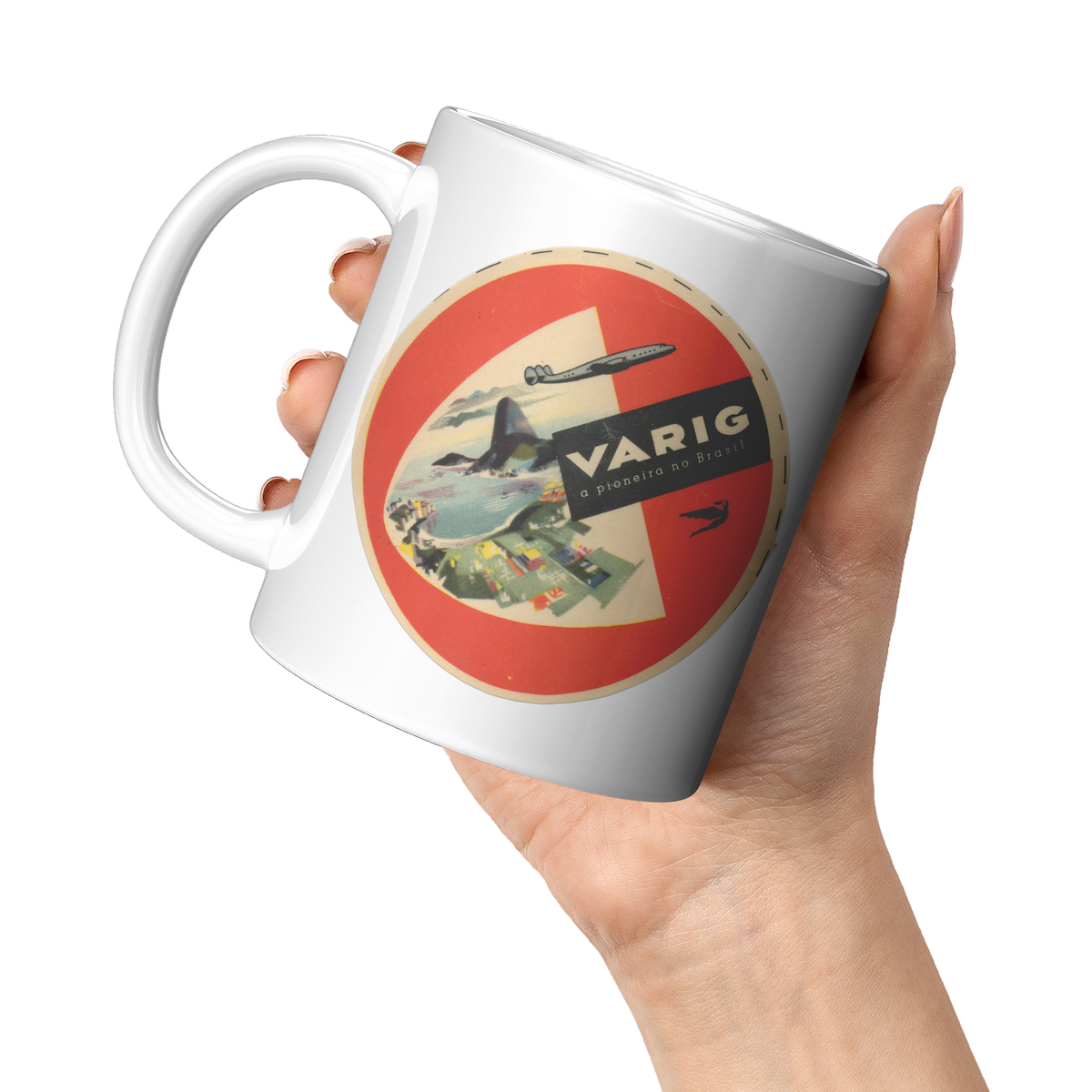 Varig_A_Pioneira_No_Brasil_Vintage_Bag_S_11oz_White_LH_Model_Mockup.png_16304789